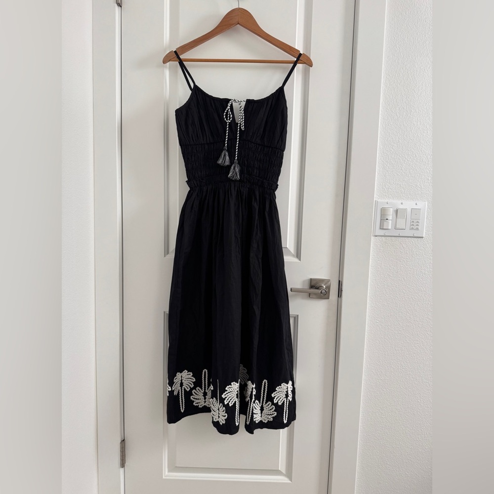 Rails Baja Dress In Black
Ivory Palm Trees Black Embroidered Sundress w Tassel S - Picture 12 of 15